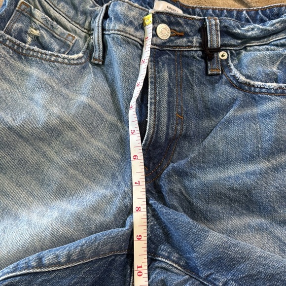 Forever 21 Woman’s Light Blue Distressed Jean Shorts - Picture 8 of 9